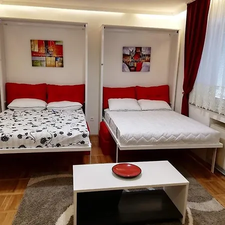 Lola 1 Apartment Belgrade